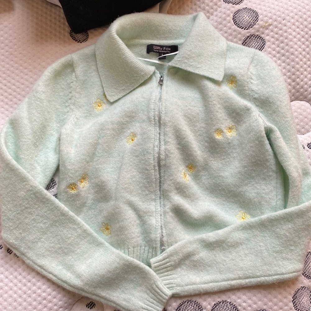 WITTY FOX DAISY ZIP UP SIZE S